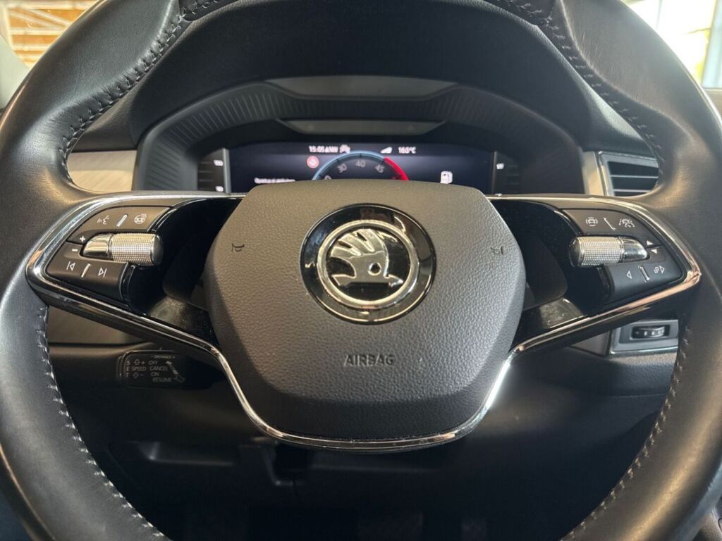 Skoda Kodiaq 2022 Musta