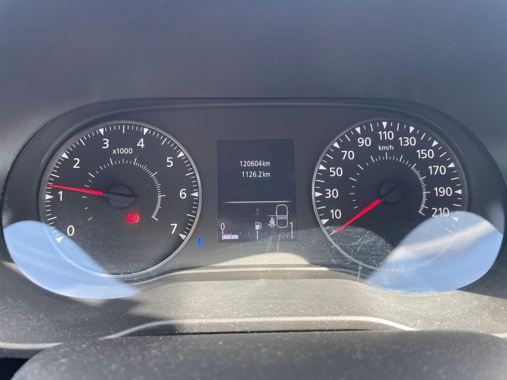 Dacia Duster 2022 Valkoinen