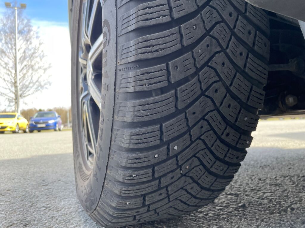 Dacia Duster 2022 Valkoinen