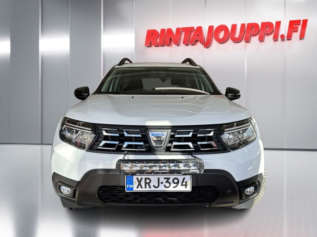 Dacia Duster 2022 Valkoinen