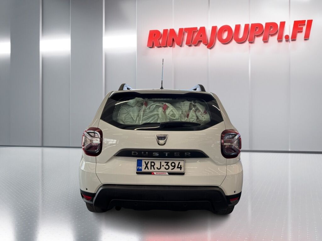 Dacia Duster 2022 Valkoinen