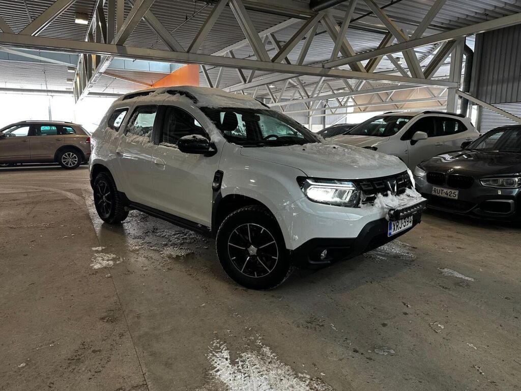 Dacia Duster 2022 Valkoinen