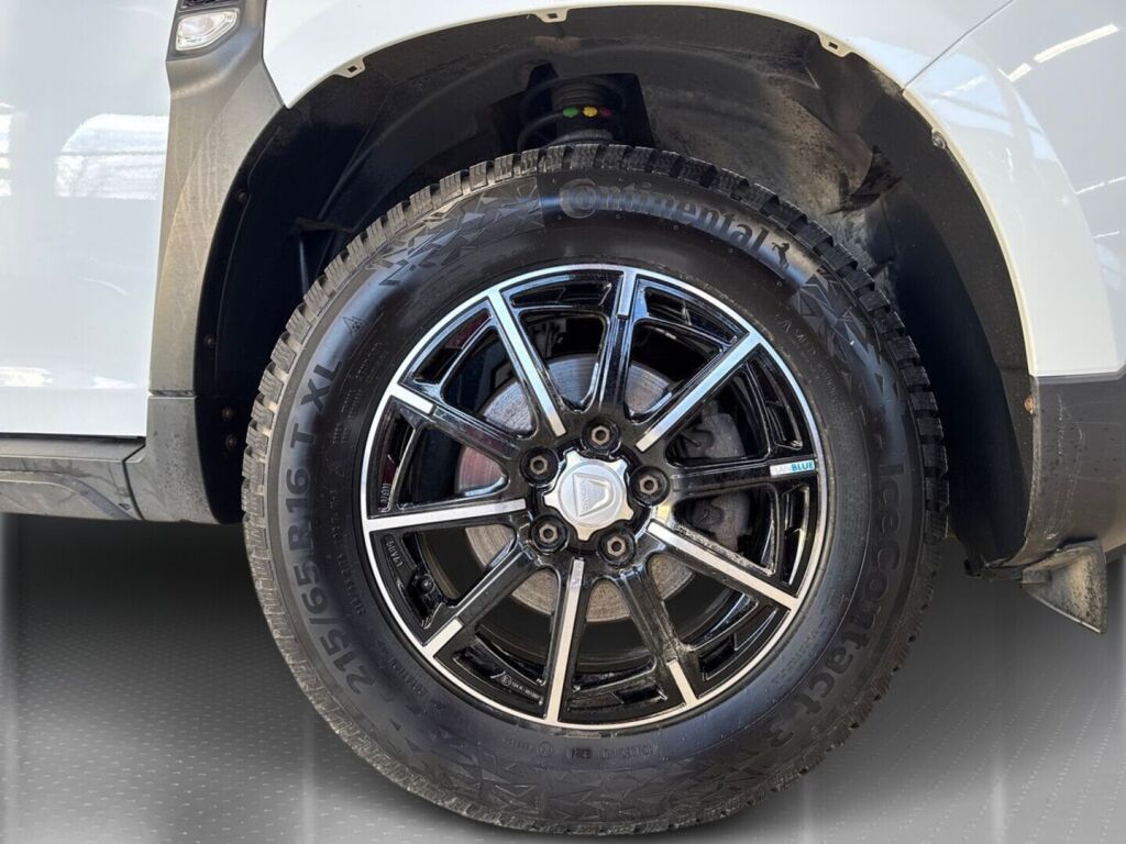 Dacia Duster 2023 Valkoinen