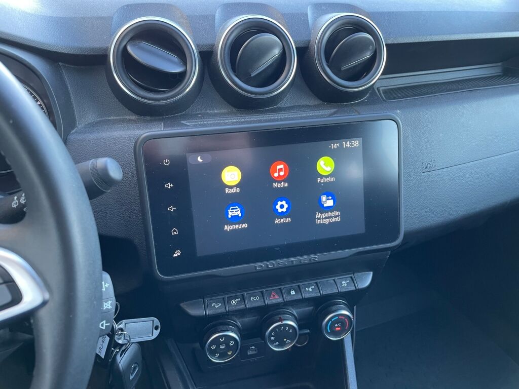 Dacia Duster 2023 Valkoinen