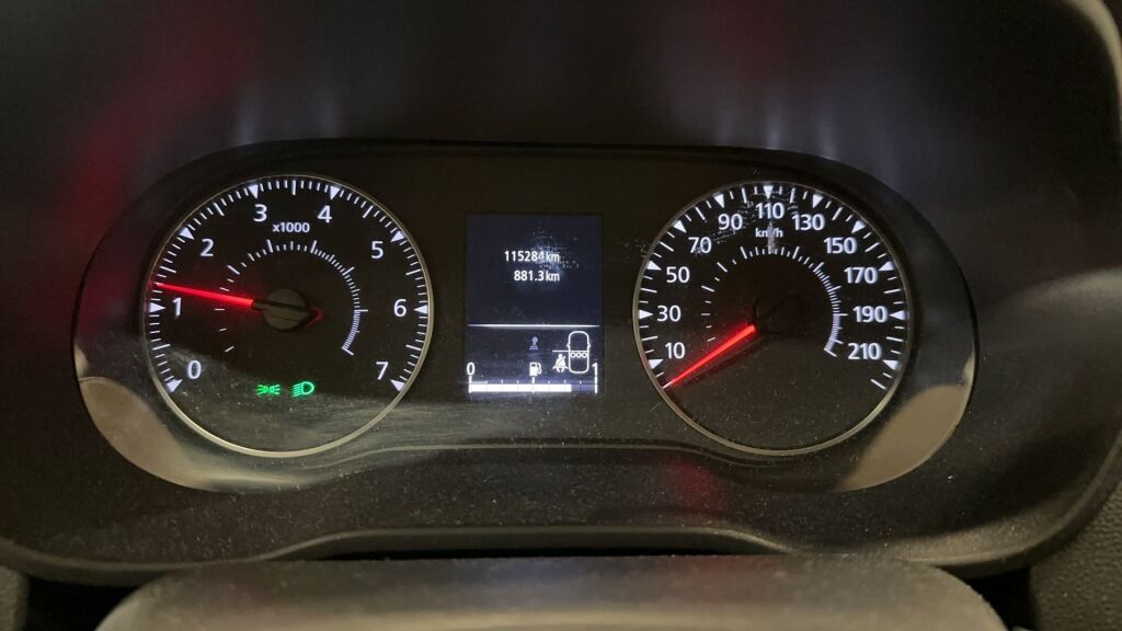 Dacia Duster 2022 Valkoinen