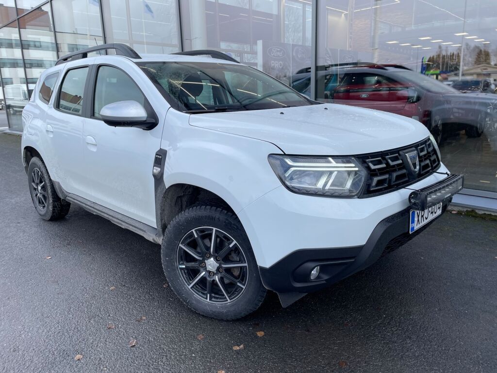 Dacia Duster 2022 Valkoinen