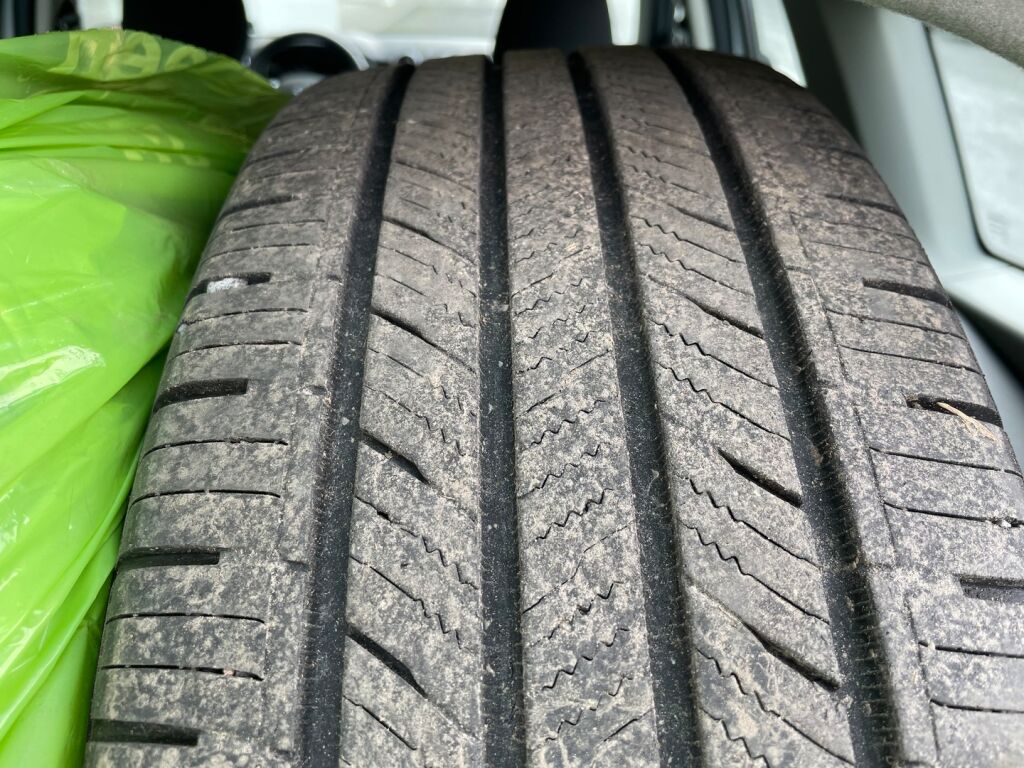 Dacia Duster 2022 Valkoinen