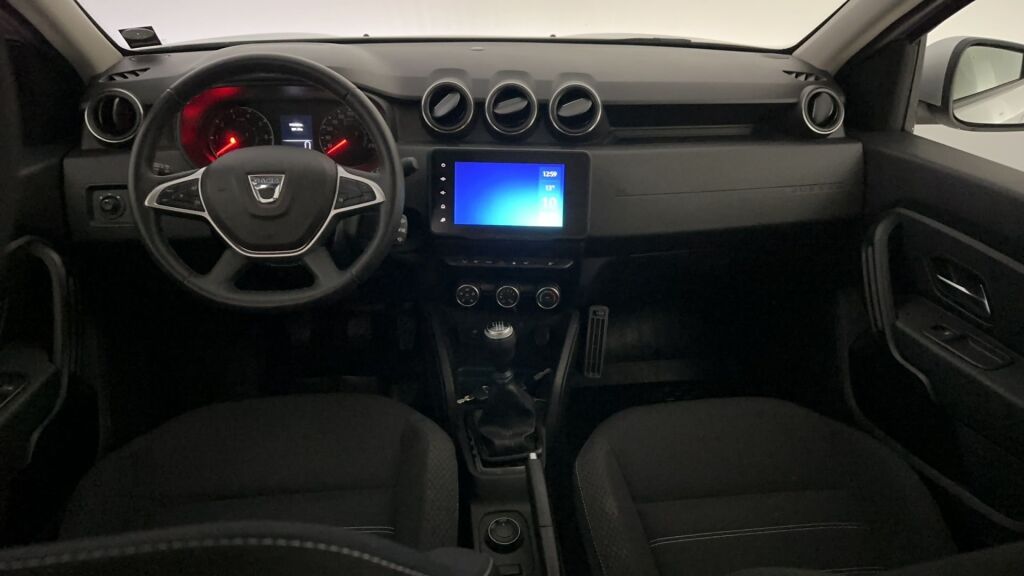 Dacia Duster 2022 Valkoinen