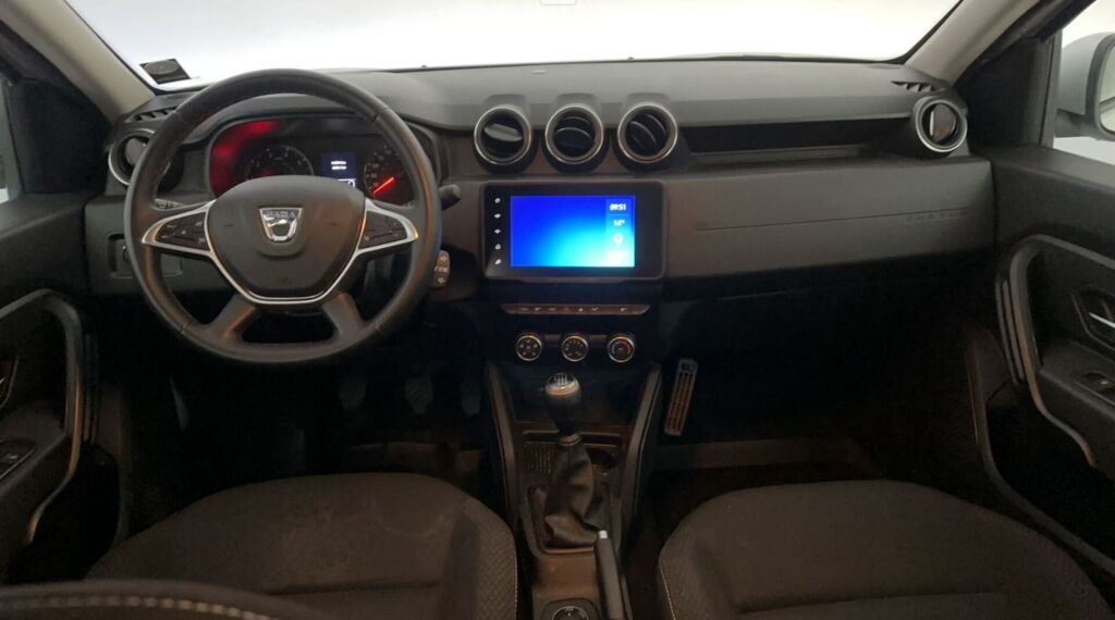 Dacia Duster 2022 Valkoinen