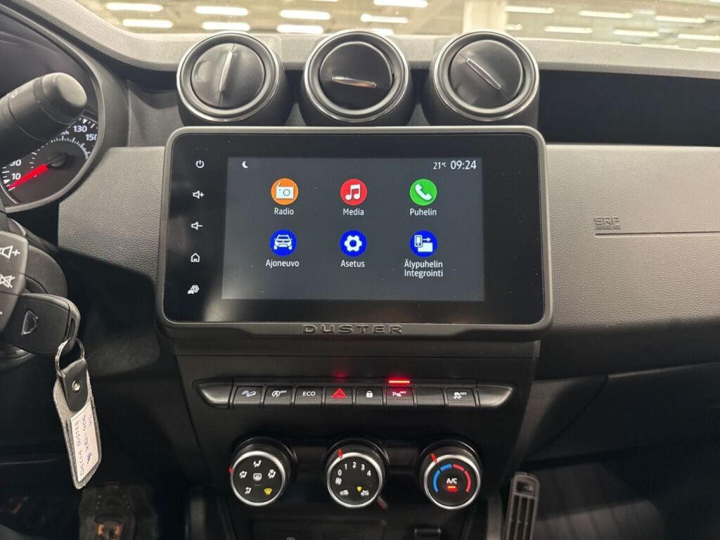 Dacia Duster 2022 Valkoinen