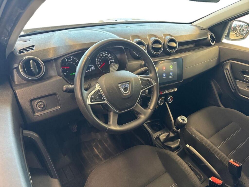 Dacia Duster 2022 Valkoinen