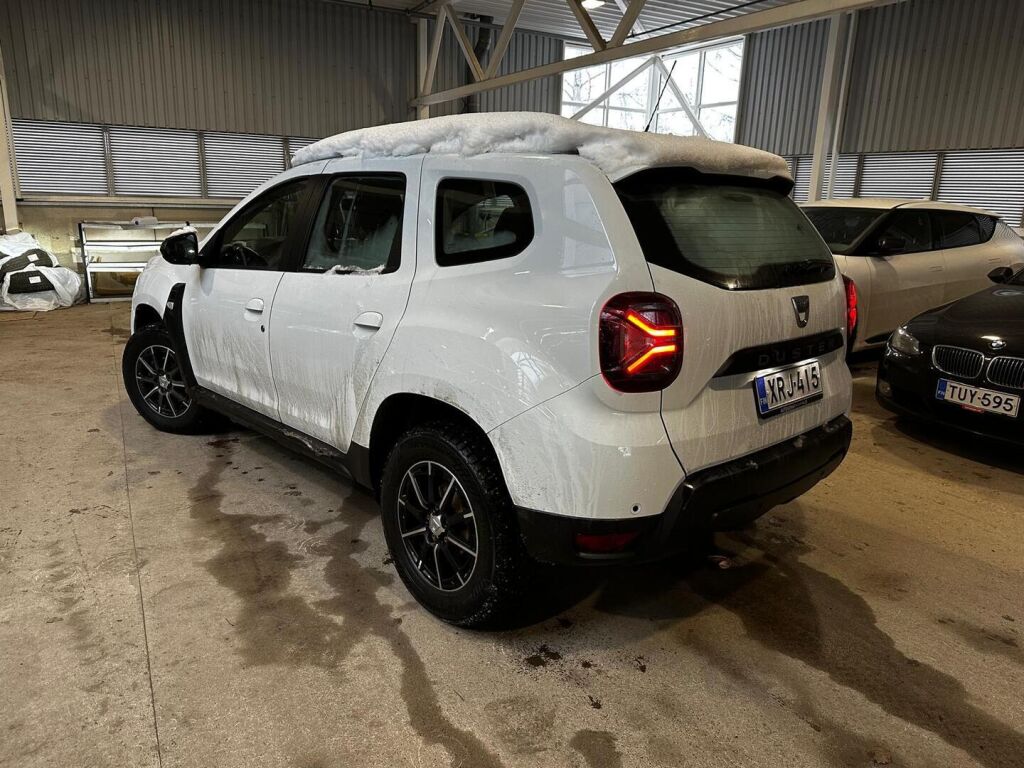 Dacia Duster 2022 Valkoinen