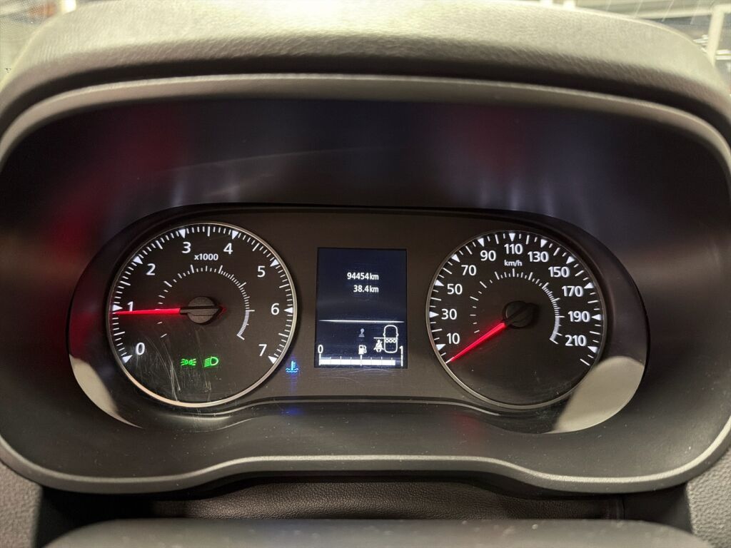 Dacia Duster 2022 Valkoinen