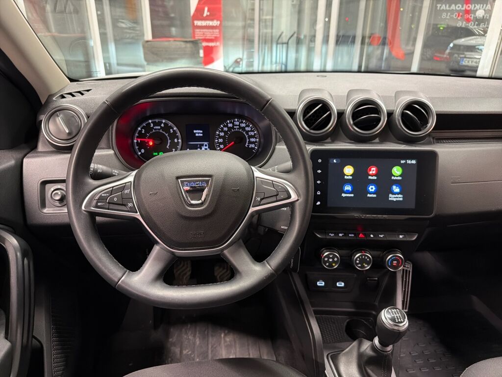 Dacia Duster 2022 Valkoinen