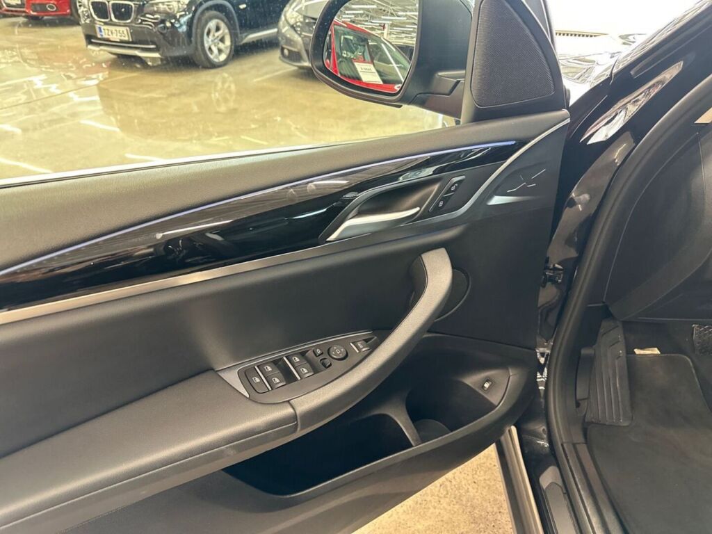 BMW X3 2022 Musta