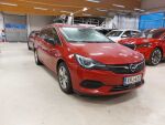 Opel Astra 2022 Punainen
