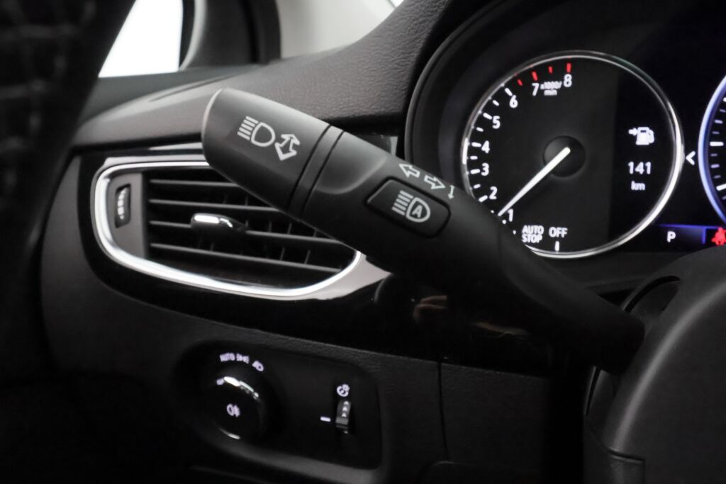 Opel Astra 2022 Valkoinen