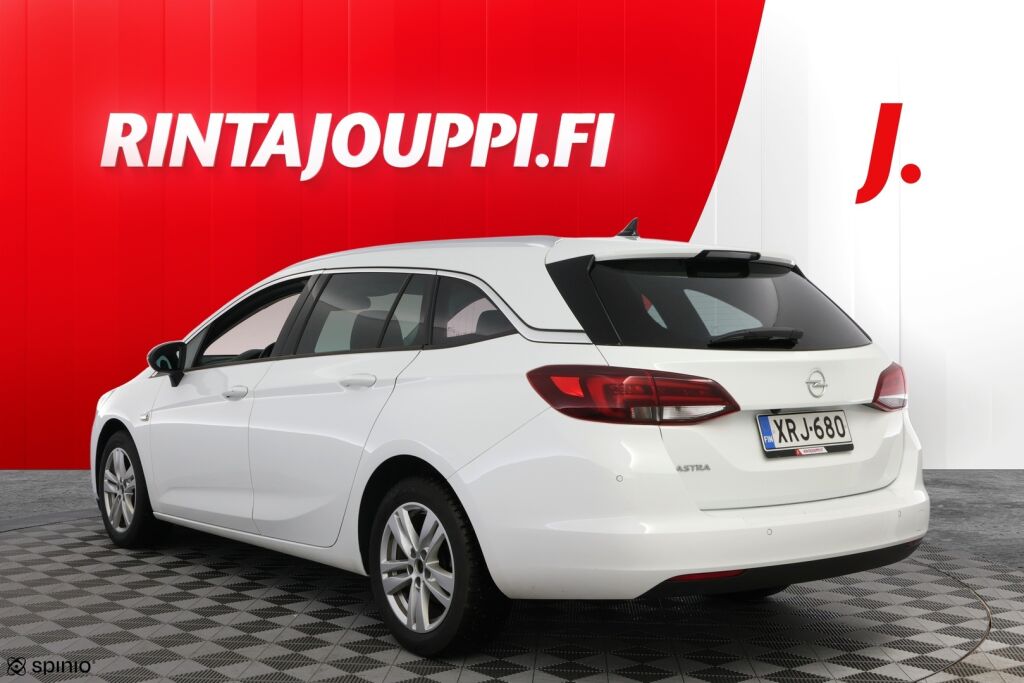 Opel Astra 2022 Valkoinen