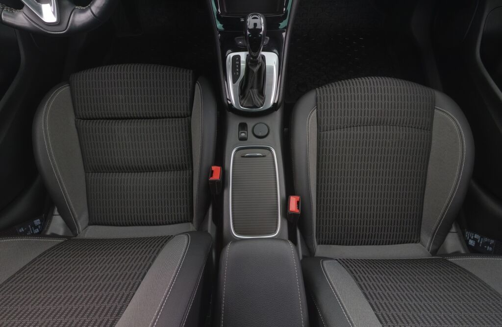 Opel Astra 2022 Valkoinen