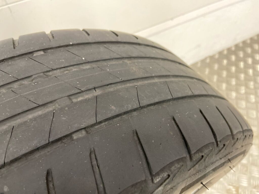 Opel Crossland 2022 Harmaa