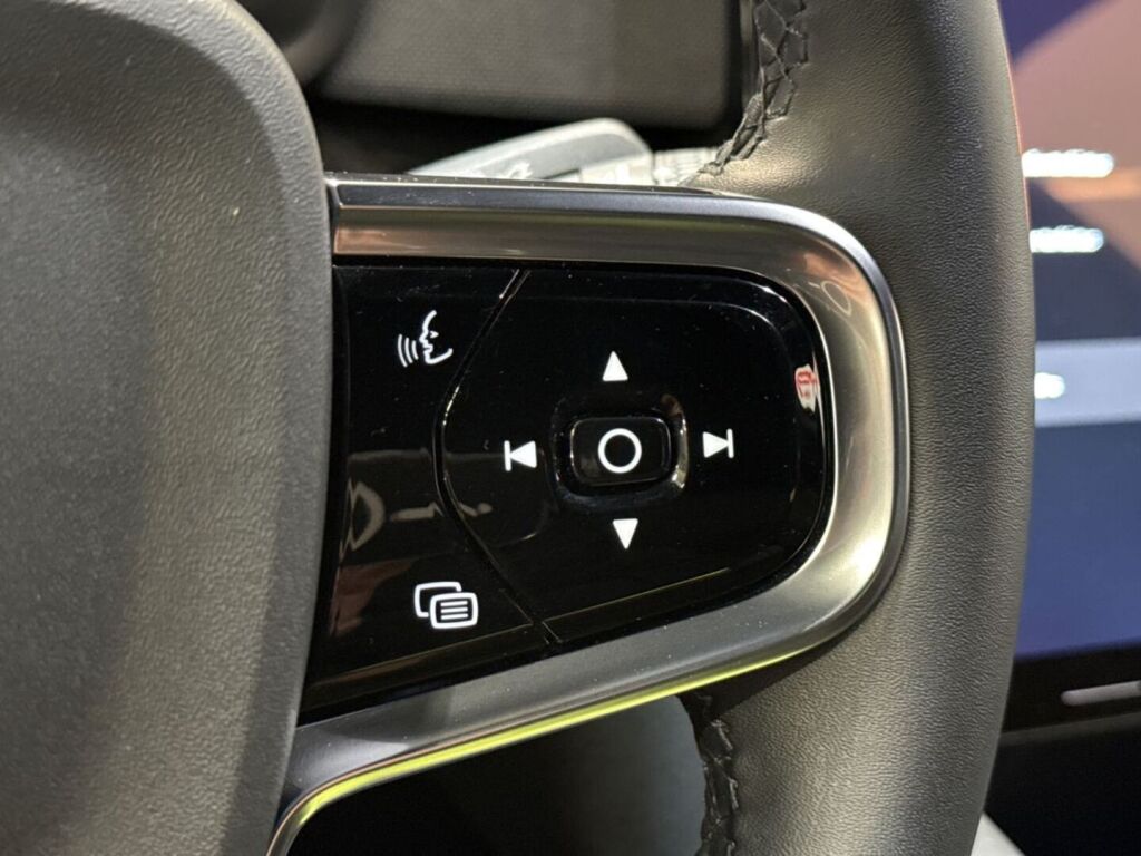 Polestar 2 2022 Valkoinen