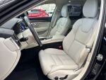 Volvo V90 Cross Country 2022 Musta