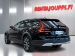 Volvo V90 Cross Country 2022 Musta