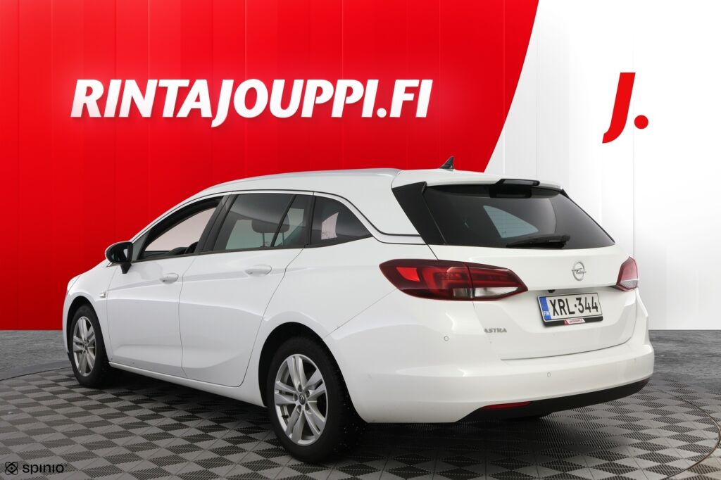 Opel Astra 2022 Valkoinen