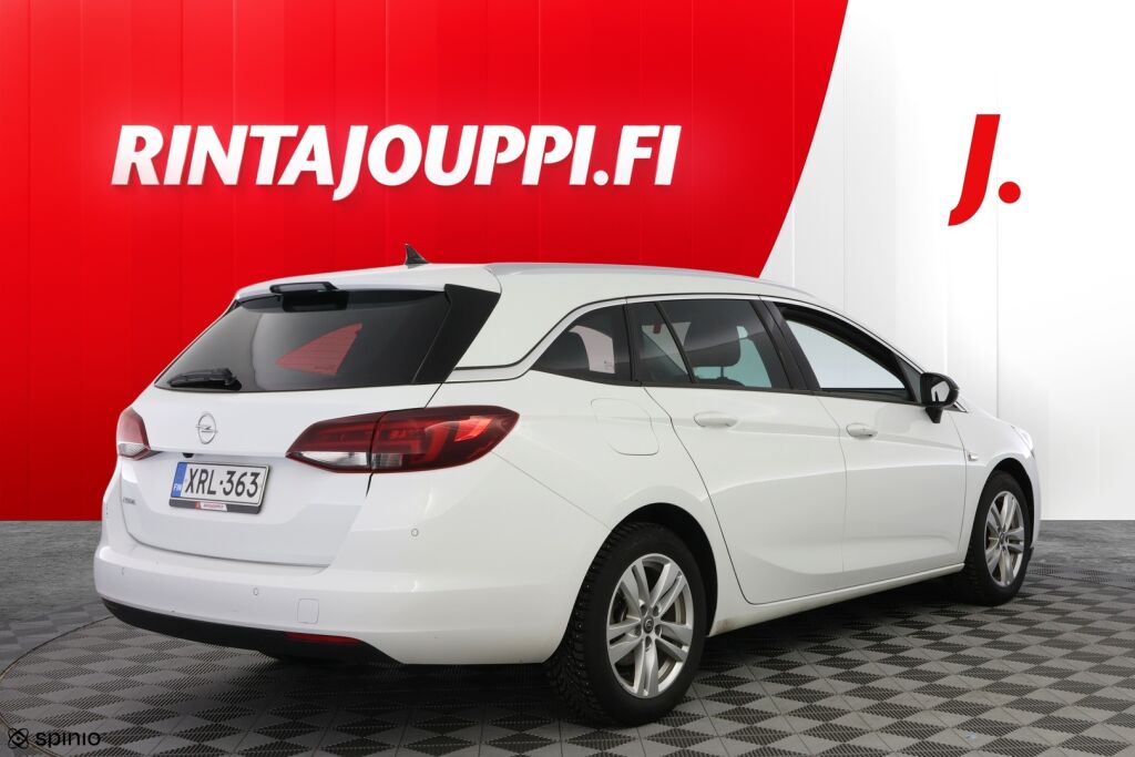 Opel Astra 2022 Valkoinen
