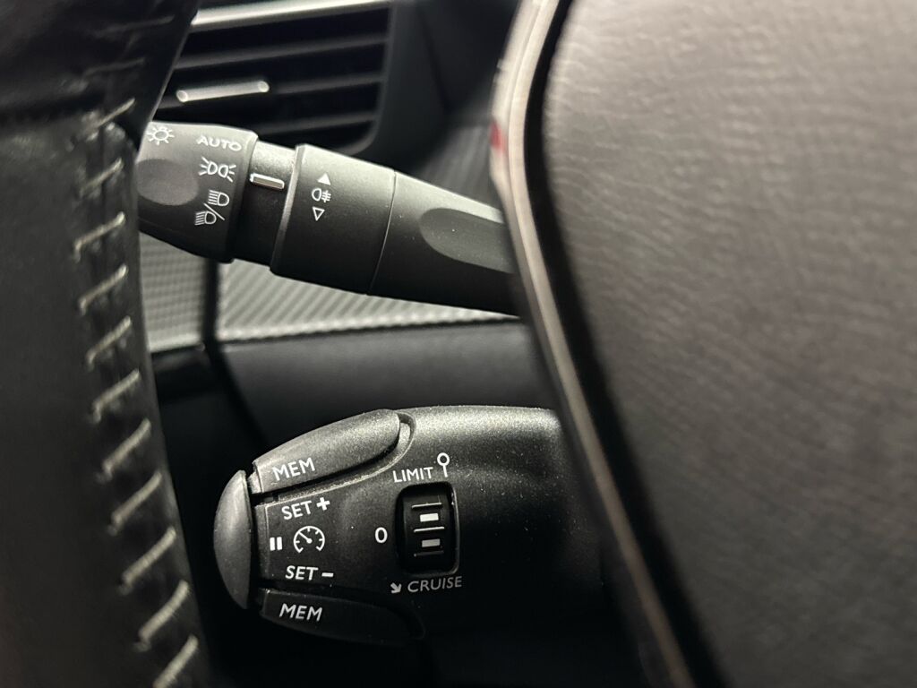 Peugeot e-208 2020 Sininen