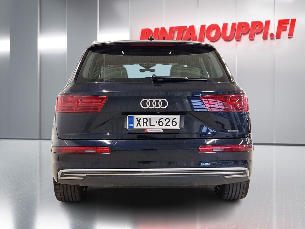 Audi Q7 2017 Musta