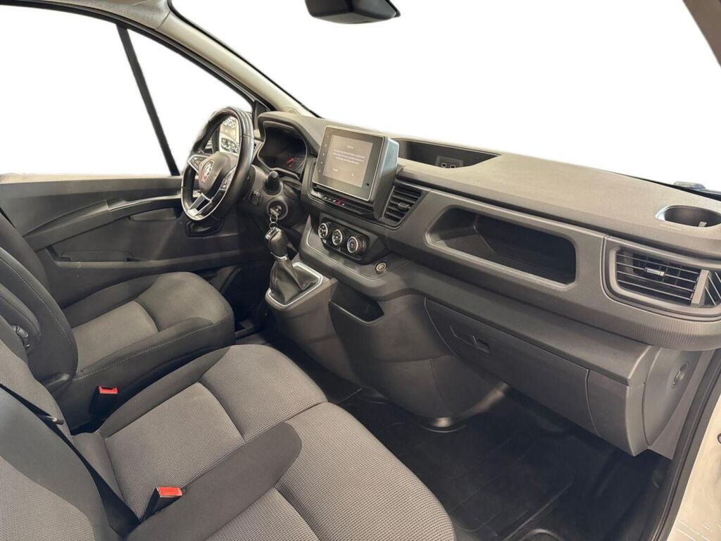 Renault Trafic 2022 Valkoinen