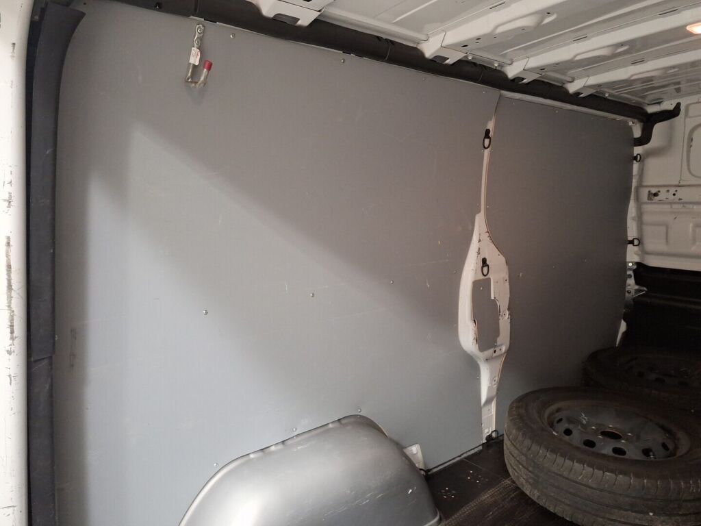 Renault Trafic 2022 Valkoinen