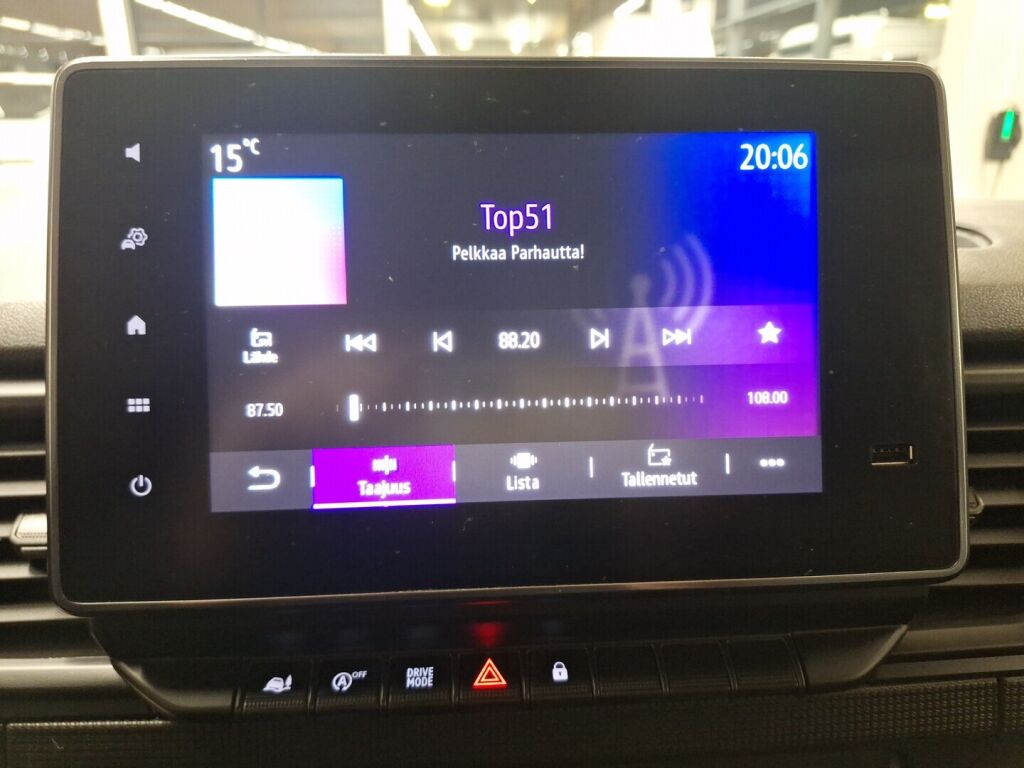 Renault Trafic 2022 Valkoinen