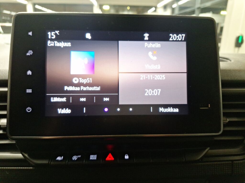 Renault Trafic 2022 Valkoinen