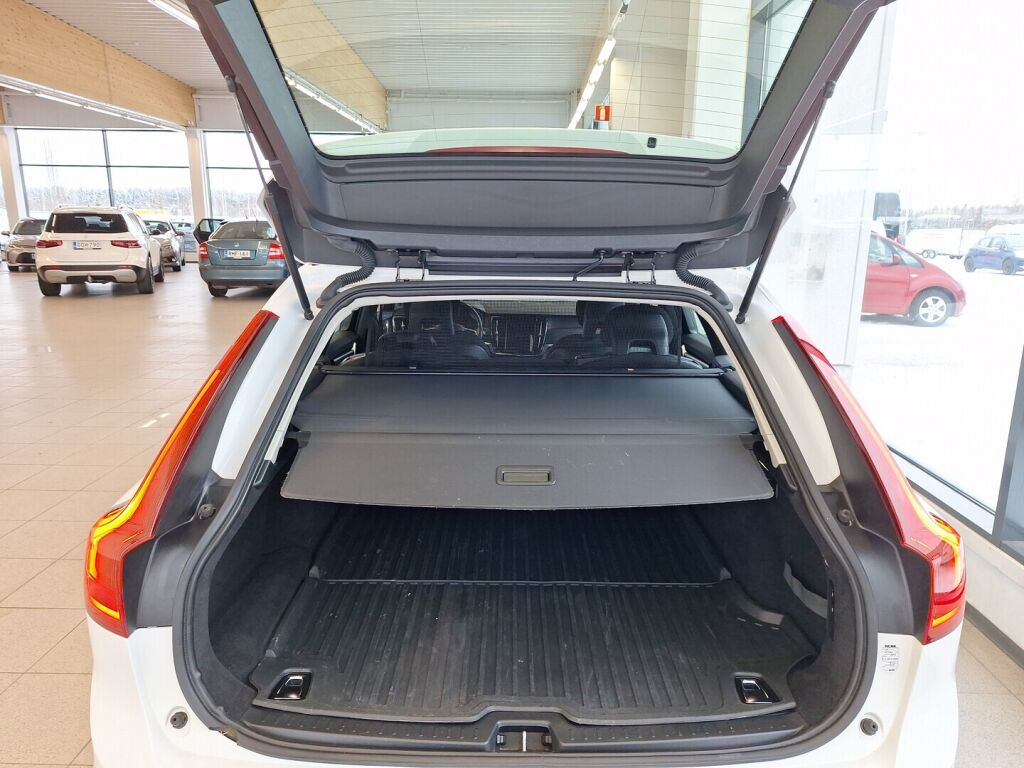 Volvo V90 2017 Valkoinen
