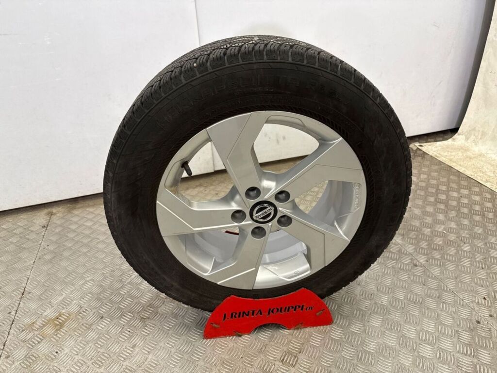 Nissan Qashqai 2022 Harmaa