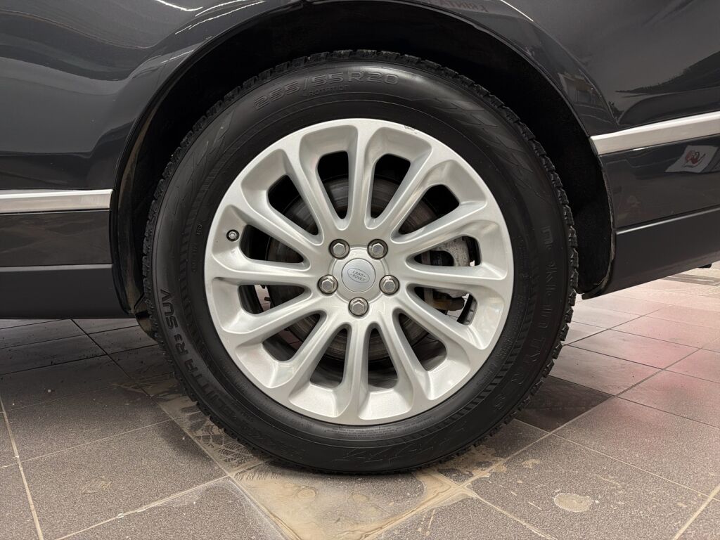 Land Rover Range Rover 2019 Harmaa