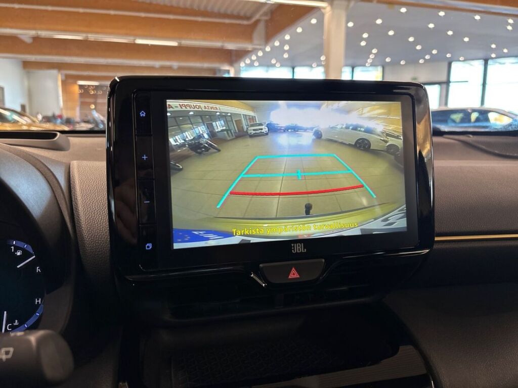 Toyota Yaris Cross 2022 Keltainen