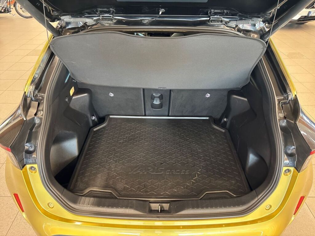 Toyota Yaris Cross 2022 Keltainen