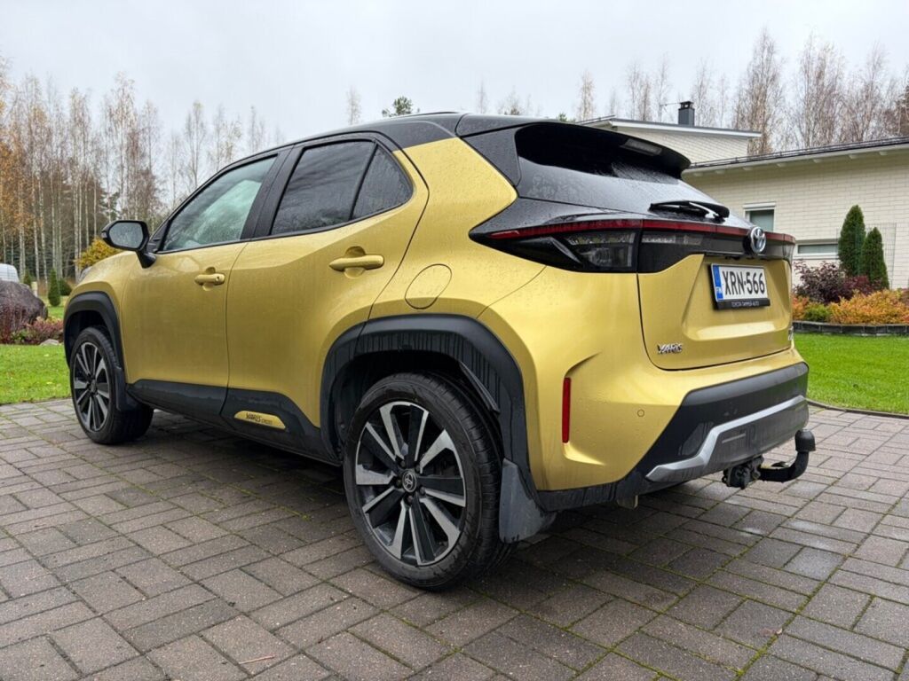 Toyota Yaris Cross 2022 Keltainen