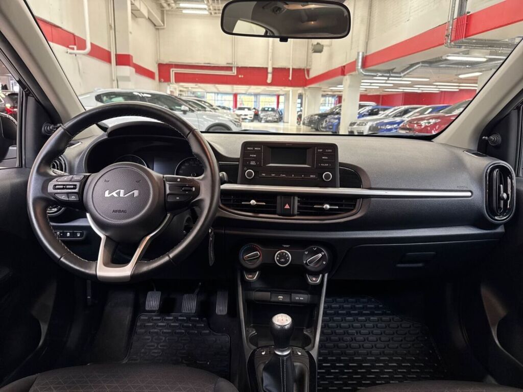 Kia Picanto 2022 Musta