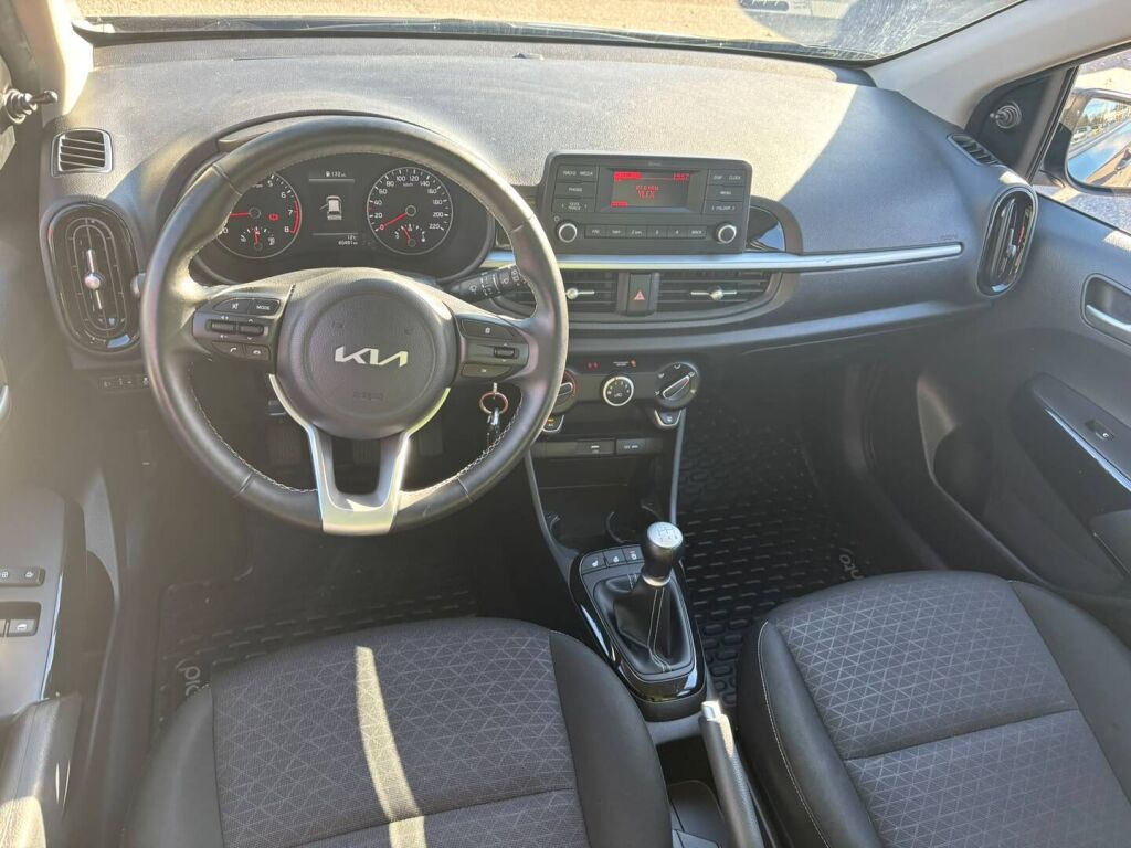 Kia Picanto 2022 Musta