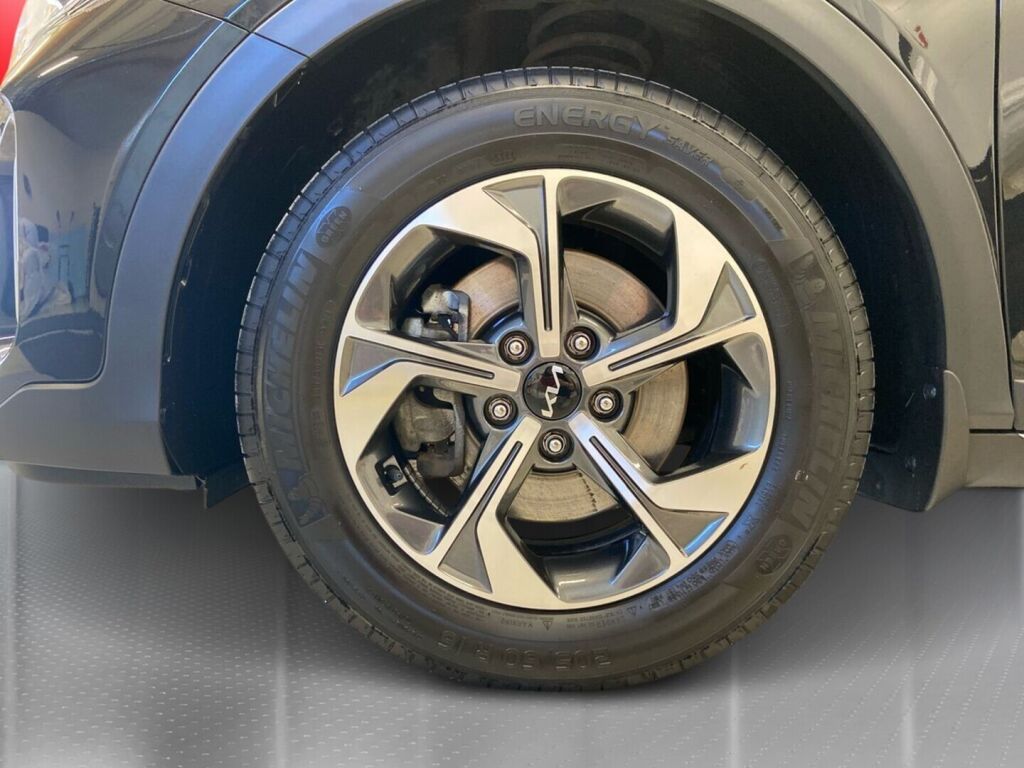 Kia XCeed 2023 Musta