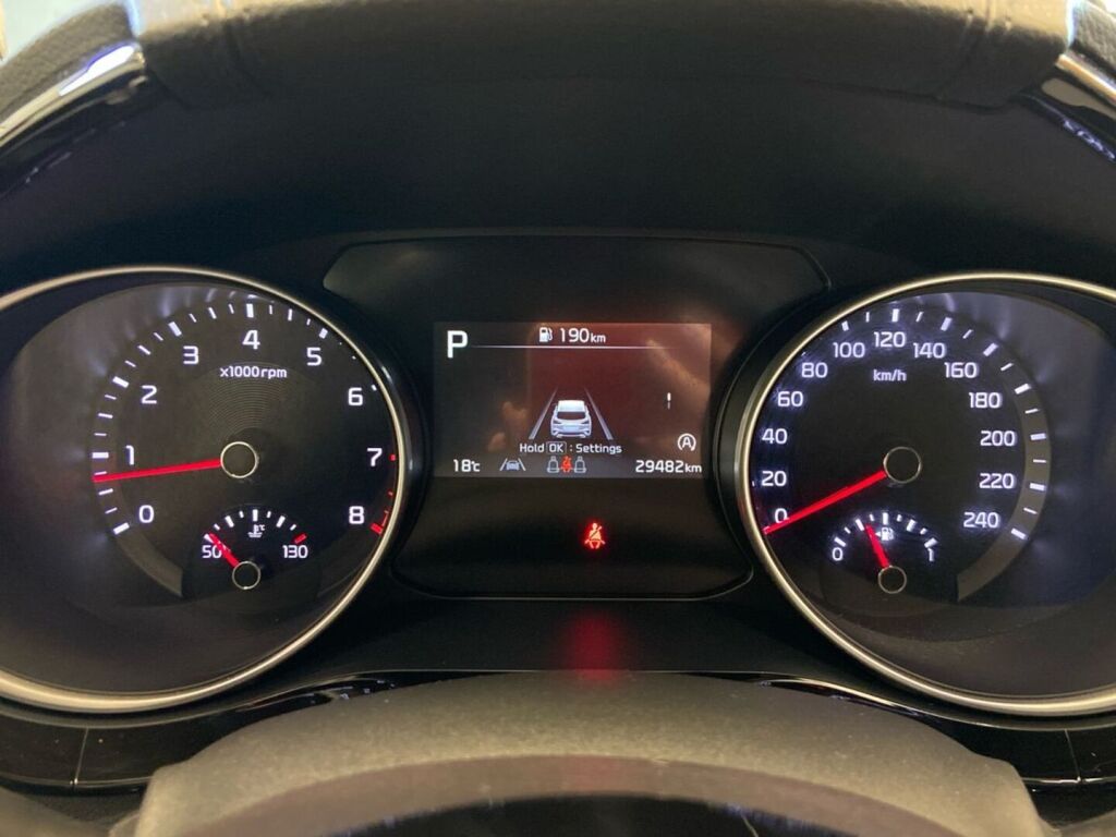 Kia XCeed 2023 Musta