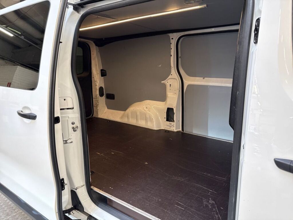 Toyota Proace 2017 Valkoinen