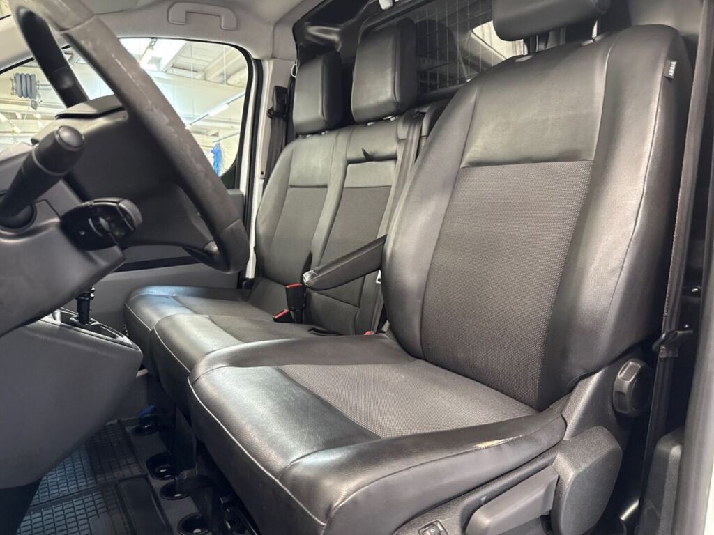 Toyota Proace 2017 Valkoinen
