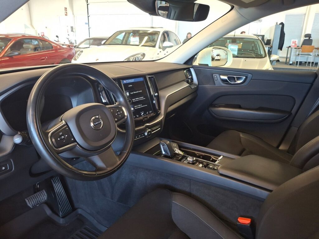 Volvo XC60 2020 Valkoinen