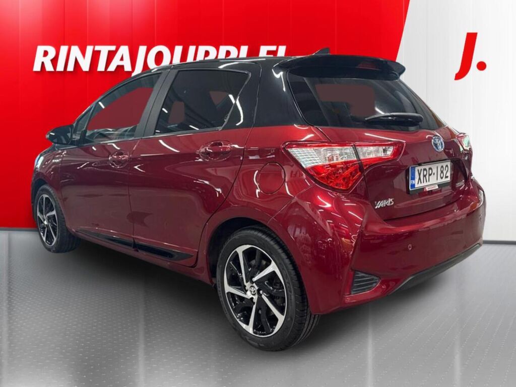 Toyota Yaris 2020 Punainen