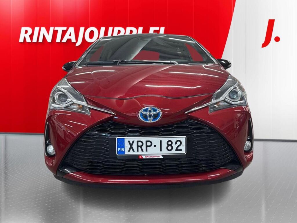 Toyota Yaris 2020 Punainen